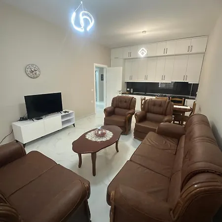 Apartment Roy Iii